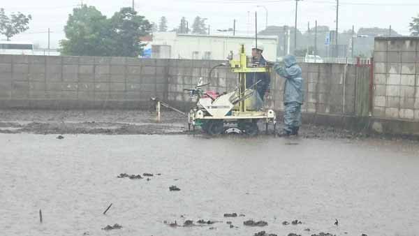 家族がつながる大きな吹き抜けリビングの家（栃木県真岡市N様邸）